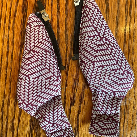 Boba X Baby Carrier **with toddler extenders** - Picture 4 of 5